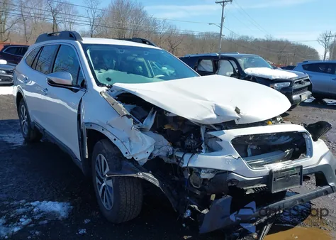 2022 Subaru Outback z USA, uszkodzony, nr VIN 4S4BTAAC5N3136141